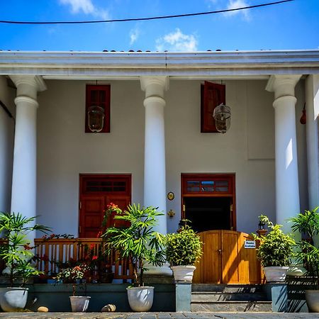 Sirene Galle Fort Luaran gambar